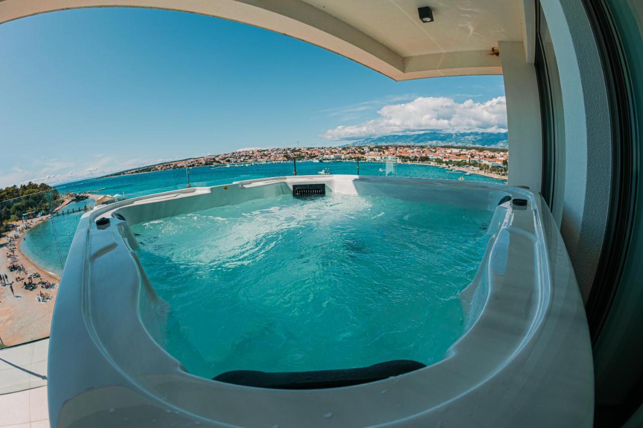Kaneo Beach Hotel نوفاليا المظهر الخارجي الصورة