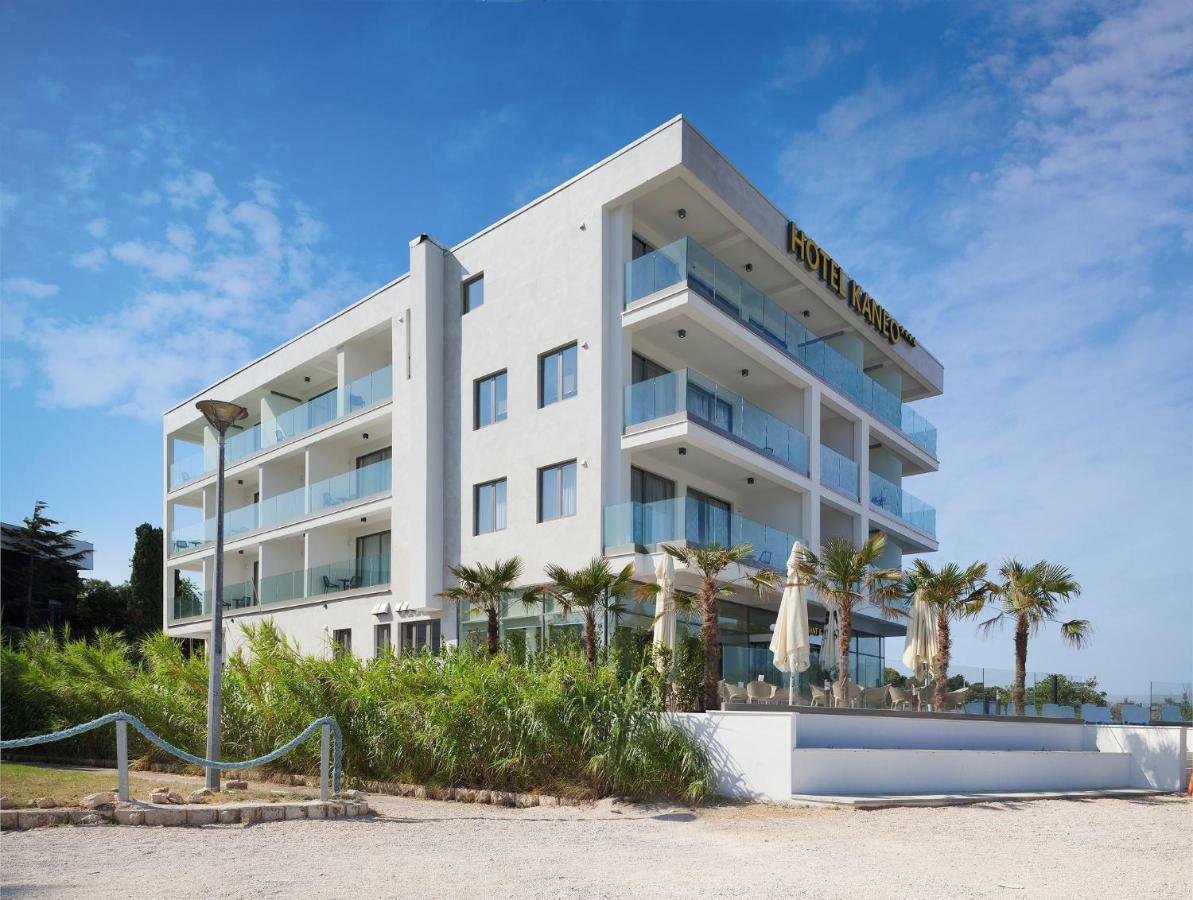 Kaneo Beach Hotel نوفاليا المظهر الخارجي الصورة